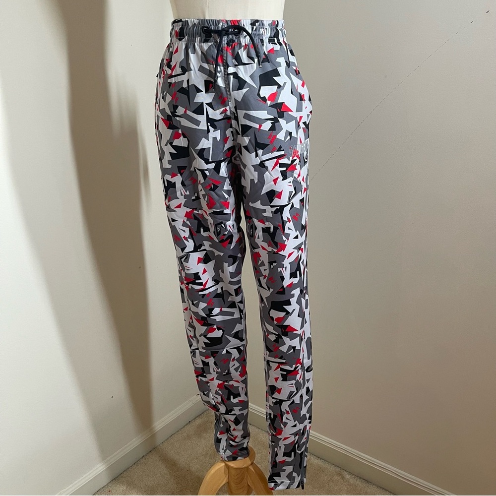 NWT! Raw Gear Women’s Multicolor Geometric Print Joggers - Size XL